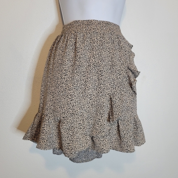Altar'd State Leopard Print Mini Skirt - Picture 1 of 7